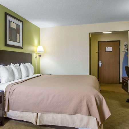 Quality Inn Merrillville Exterior photo
