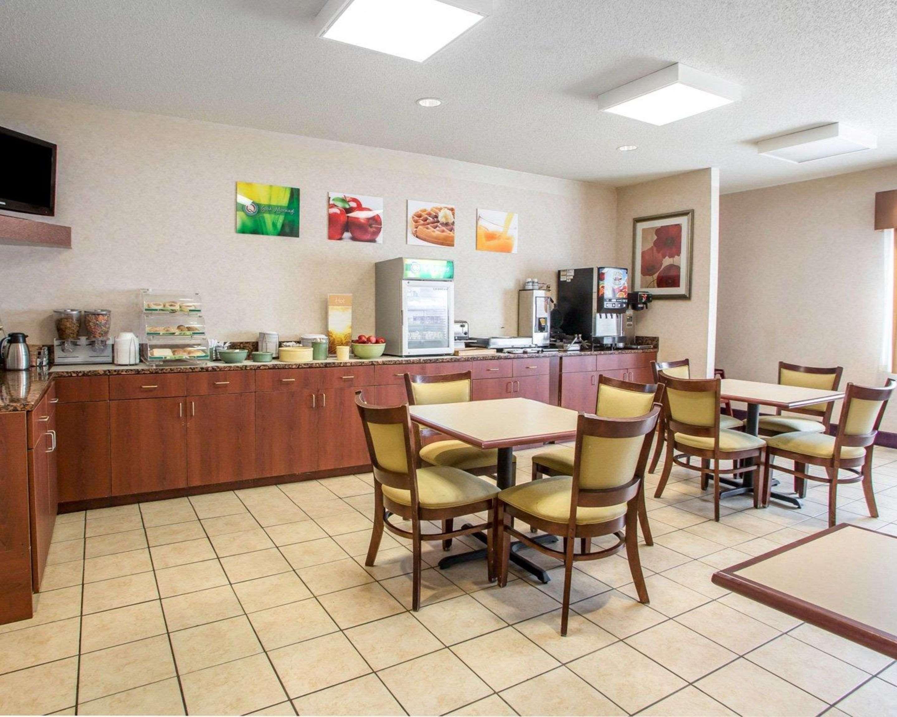 Quality Inn Merrillville Exterior photo