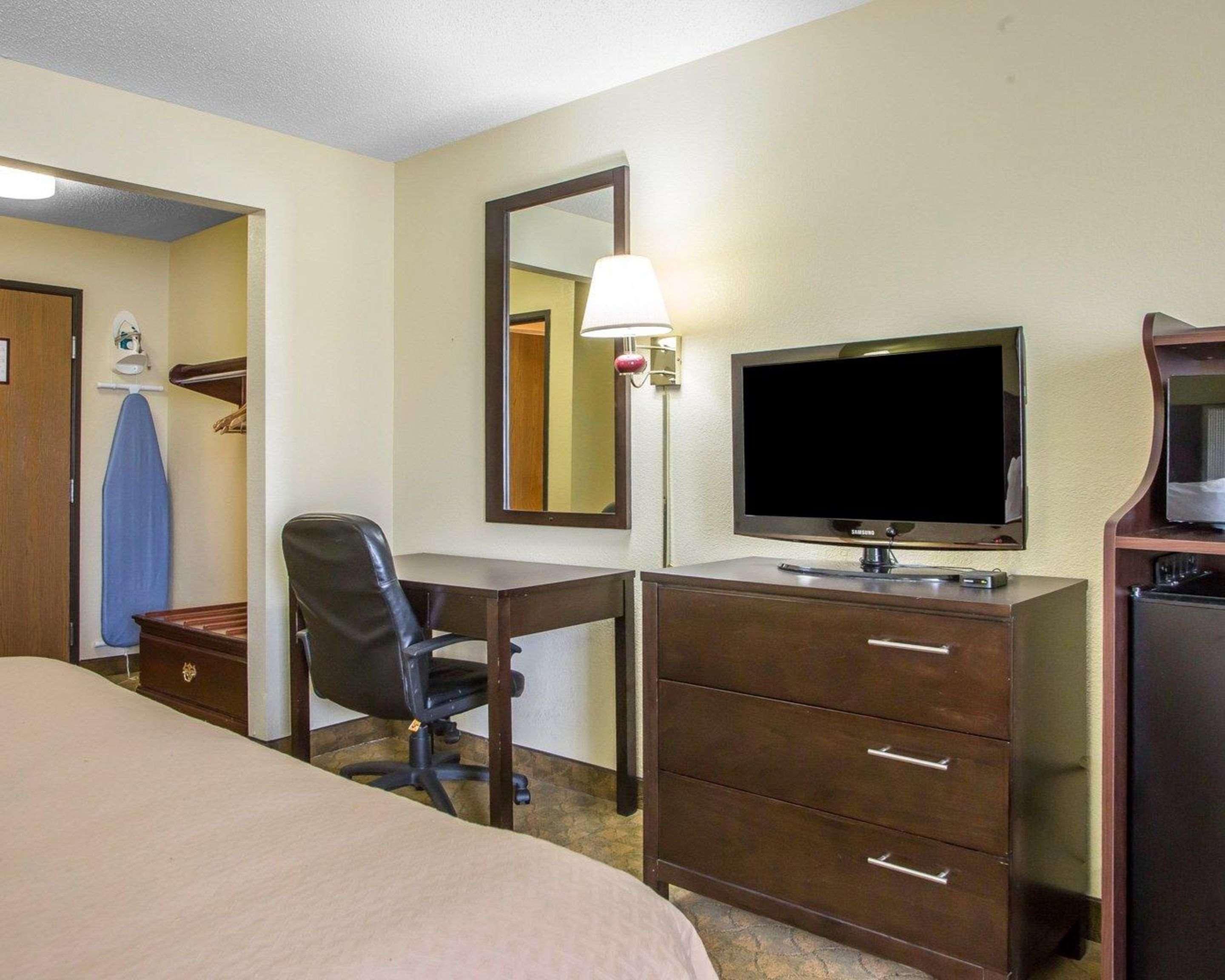 Quality Inn Merrillville Exterior photo