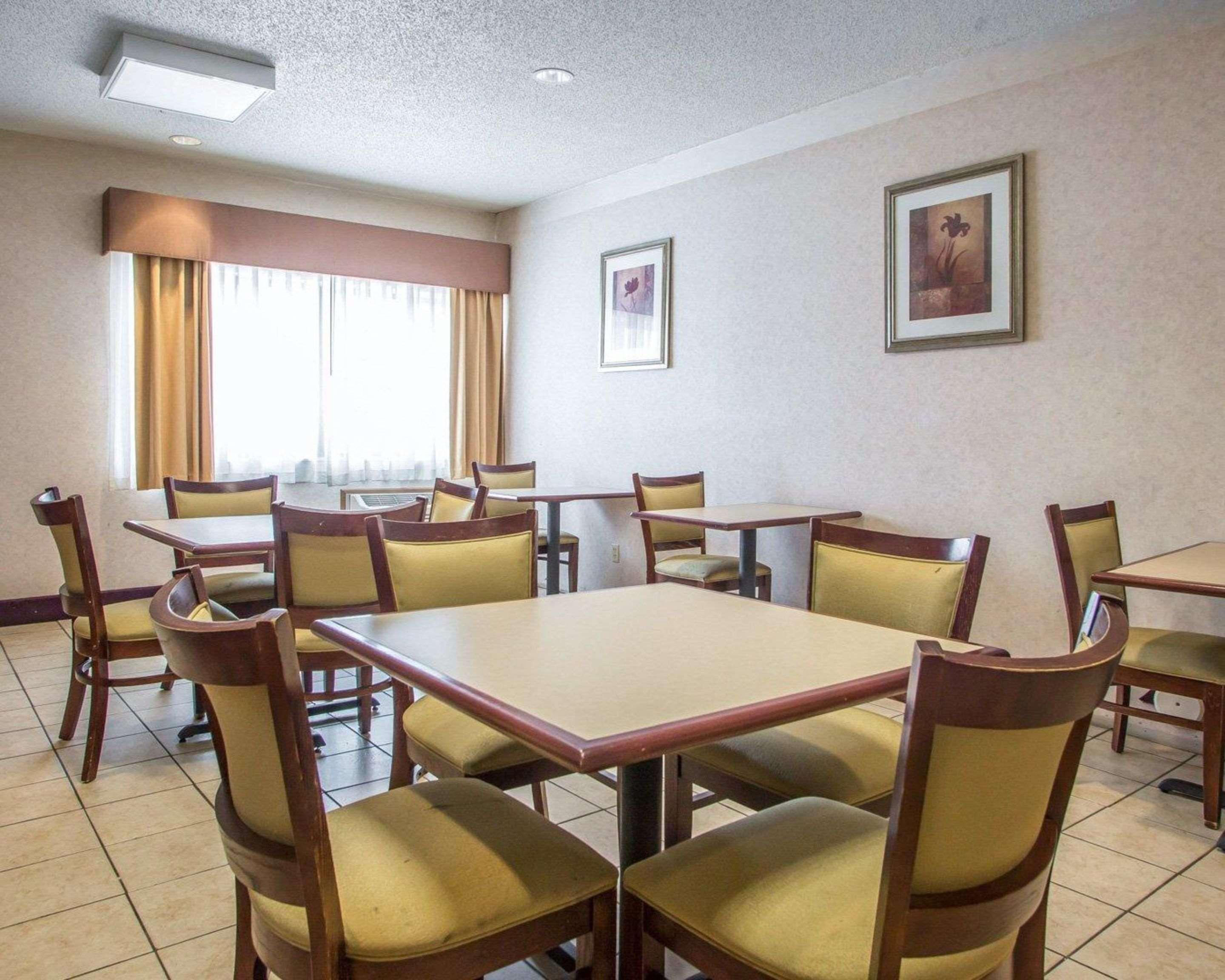 Quality Inn Merrillville Exterior photo
