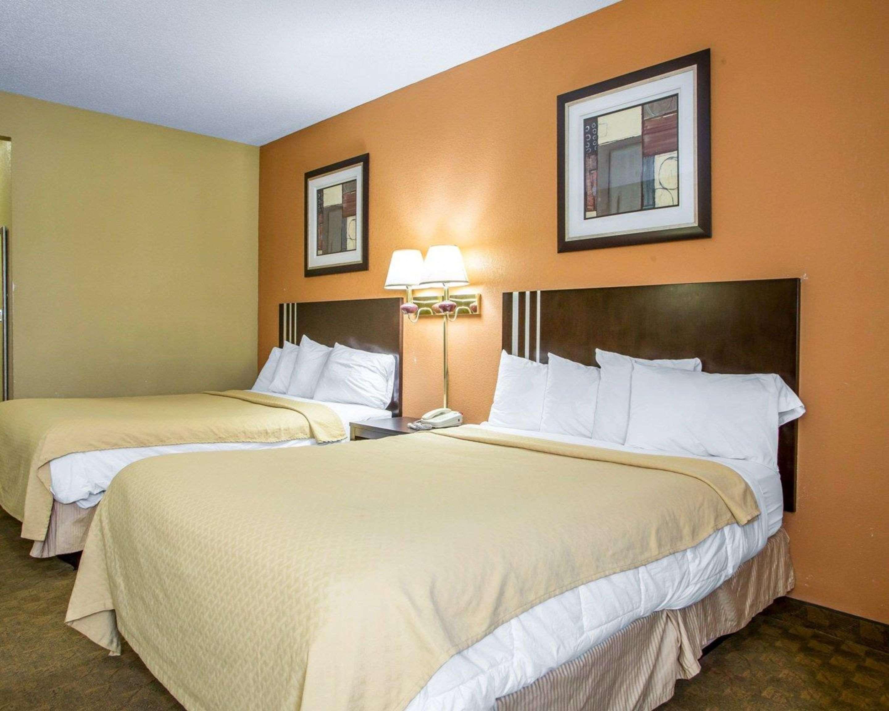 Quality Inn Merrillville Exterior photo