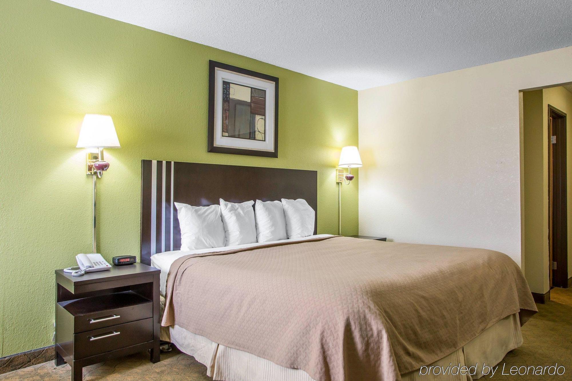 Quality Inn Merrillville Exterior photo