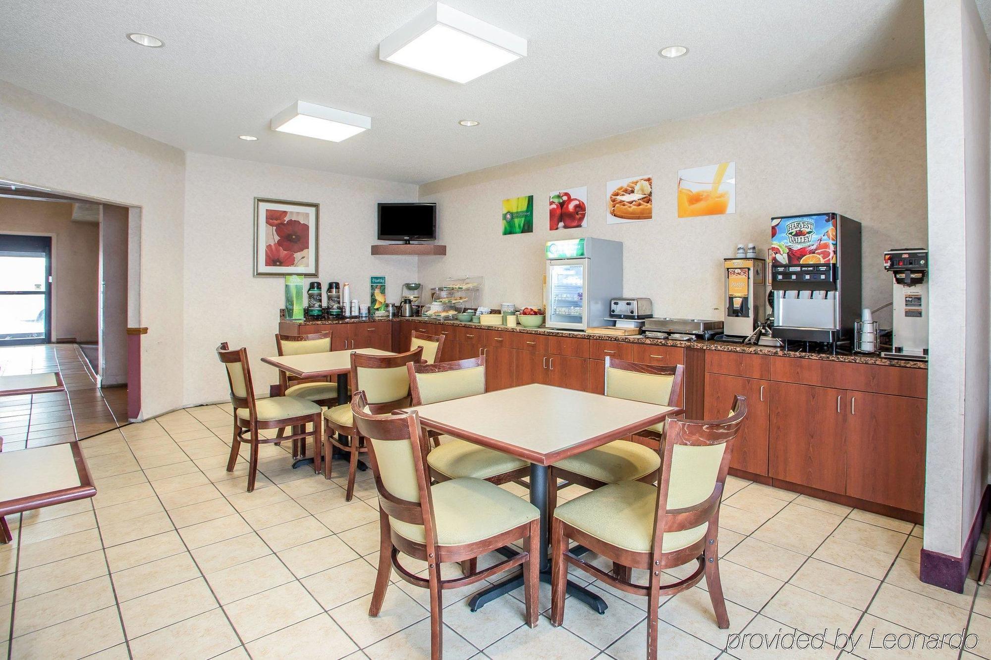 Quality Inn Merrillville Exterior photo